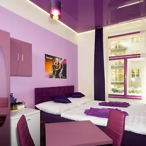 Apartment Colours - Your 7 Colour Experience In Centre Of, Prague