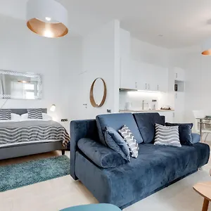 Apartment Royal In The Heart Of, Prague